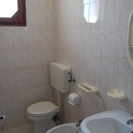 Comfy Seafront With Terrace Lejlighed Bibione