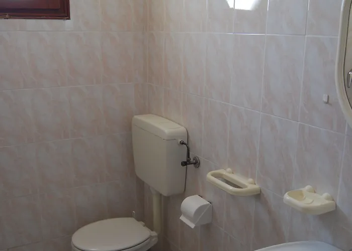 Apartmán Comfy Seafront With Terrace